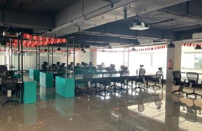 🏢 Fully Furnished Office Space for Rent