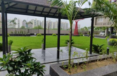 3 bhk flat available on