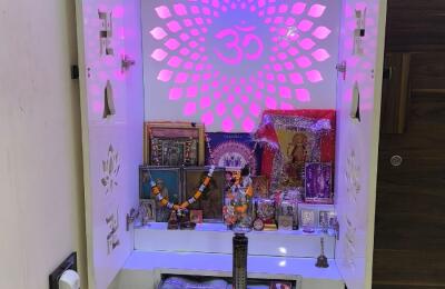 🏠 3 BHK Semi-Furnished Flat | Immediately Available