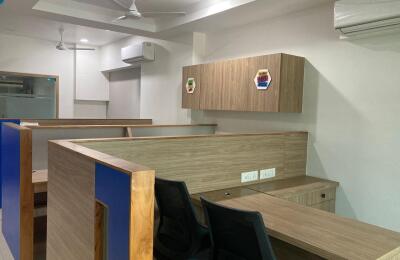 🏢 Office Space for Rent