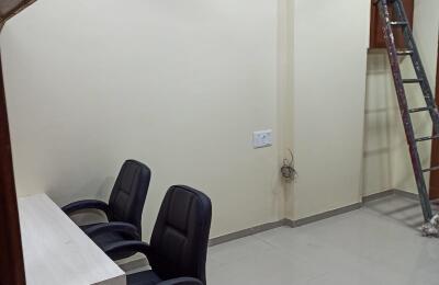 🏢 Fully Furnished Office