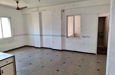 🏢 Semi-Furnished Office Space for Rent