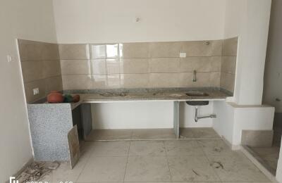 🏠 1.5BHK High-Rise Apartment for Rent