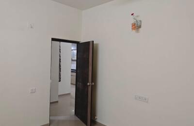 🏡 2BHK High-Rise Apartment for Rent