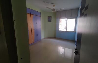 🏡 2BHK High-Rise Apartment for Rent
