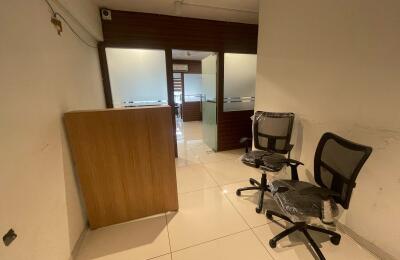 🏢 Office for Rent