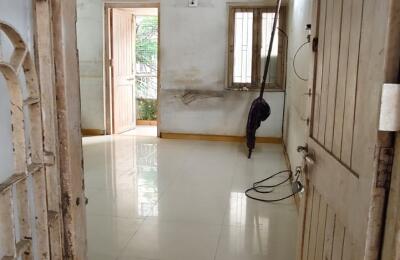 🏡 2BHK Semi-Furnished Duplex Flat for Rent
