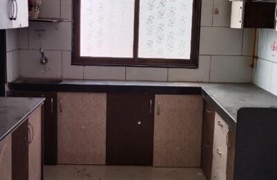 🏠 3BHK Semi-Furnished Apartment for Rent