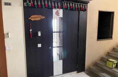 🏡 3BHK Semi-Furnished High Rise Apartment