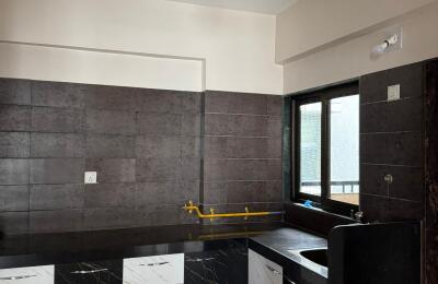 🏢 3BHK High Rise Apartment – Semi Furnished