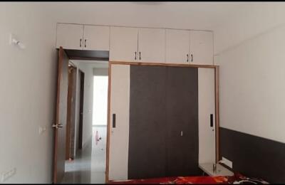 🏢 3BHK Furnished High-Rise Apartment for Rent