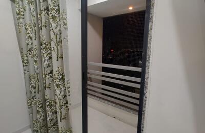 🏢 2BHK Furnished High-Rise Apartment – Resale