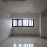 🏢 Unfurnished Office for Rent