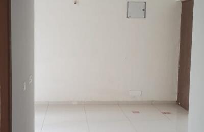 🏠 3BHK High-Rise Apartment for Rent