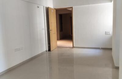 🏡 2BHK High Rise Apartment for Rent