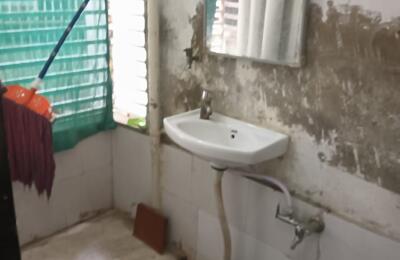 🏠 2BHK Semi-Furnished Apartment for Rent