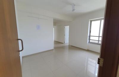🏠 3BHK High-Rise Apartment for Rent